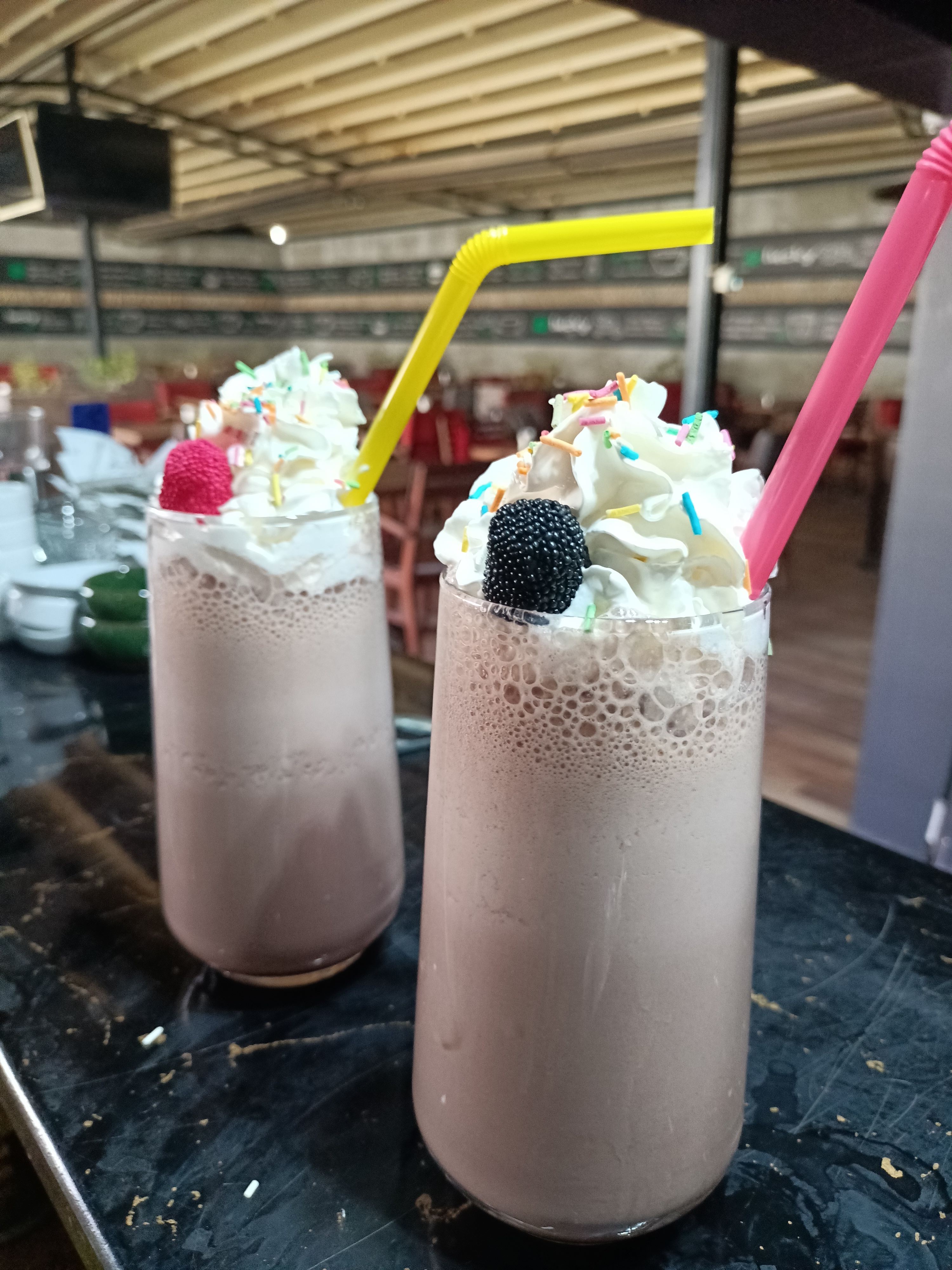  Çikolatalı Milkshake